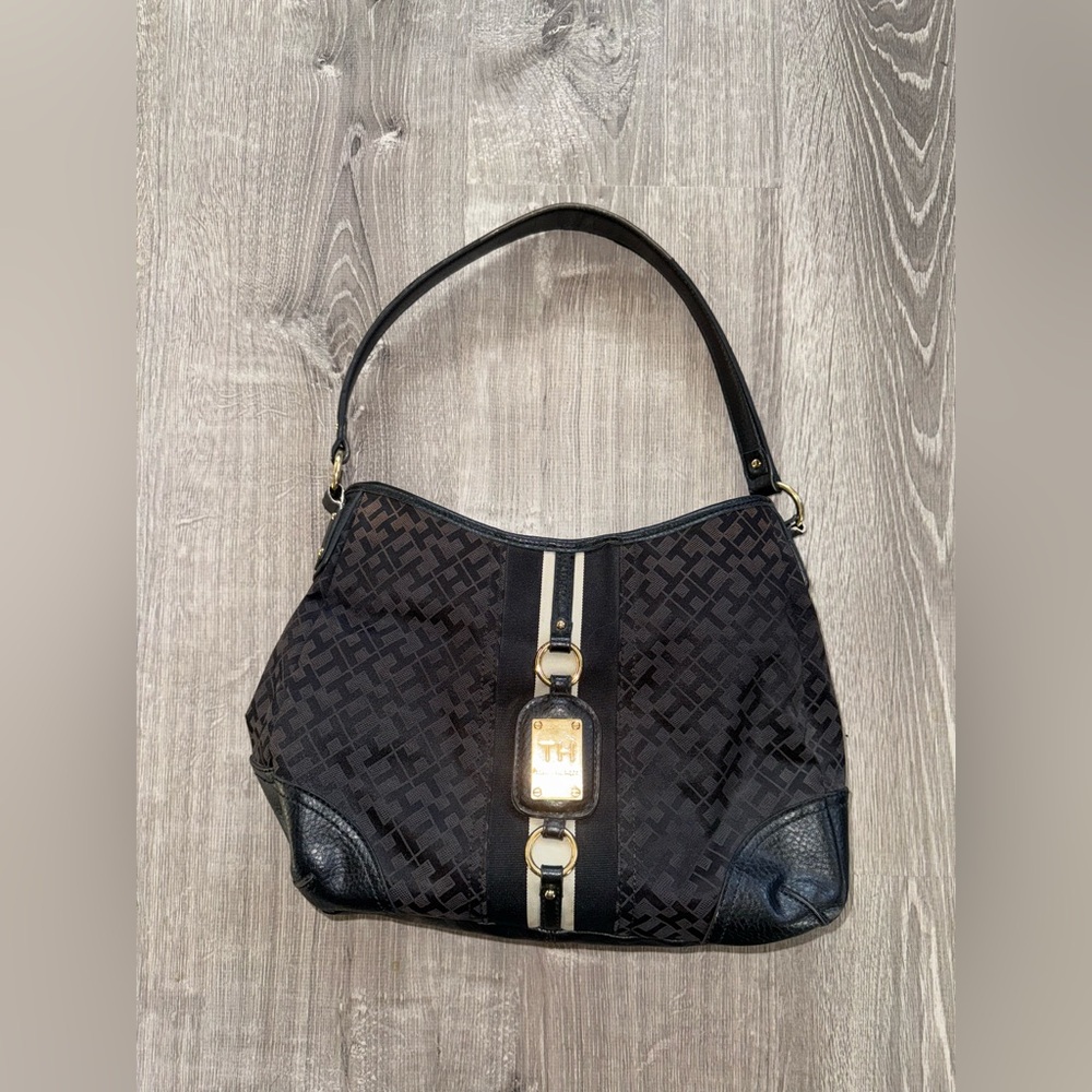 Tommy Hilfiger shoulder bag